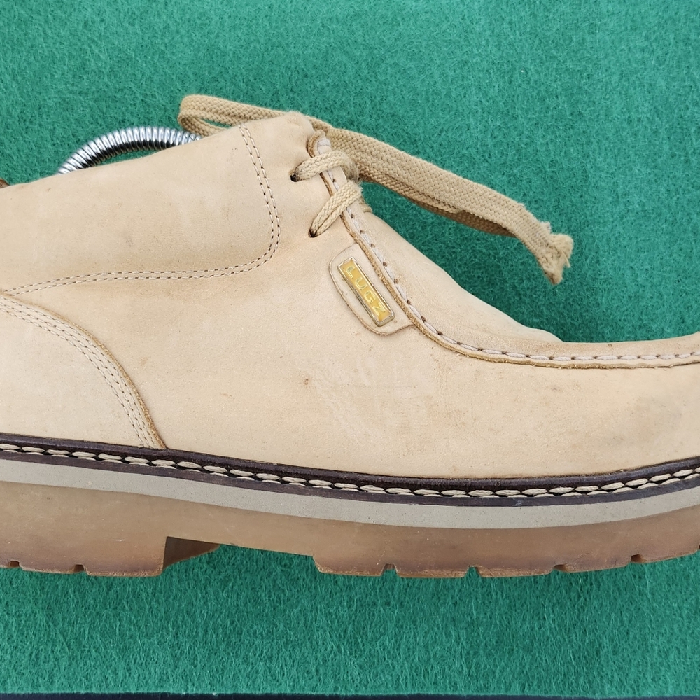 Luggage hiking boots men size 9.5